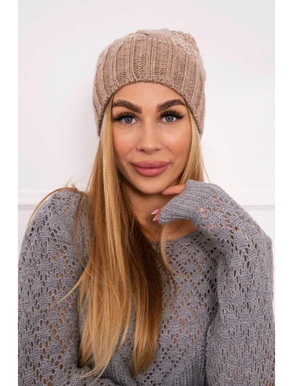 Fleecová čepice Paris model 18750773 tmavě béžová - K-Fashion Fleecová čepice Paris model 18750773 tmavě béžová - K-Fashion