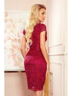 Krajkové dámské šaty ve vínové bordó barvě s krátkými rukávy a dekoltem 316-5 Krajkové dámské šaty ve vínové bordó barvě s krátkými rukávy a dekoltem 316-5