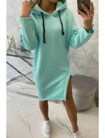 Šaty s kapucí a bočním rozparkem mint