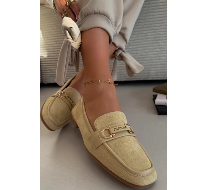 Dámské Mokasyny Loafersy s Ozdobným Prvkem Žluté Evelora