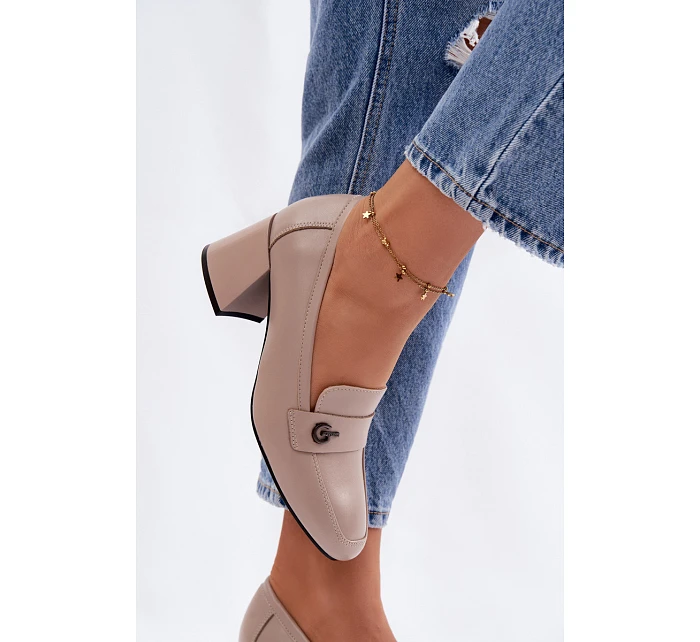 Kožené dámské polobotky na podpatku model 22100040 Béžové - VINCEZA