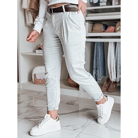 Dámské kalhoty chinos s páskem světle šedé Dstreet model 21986424 - FashionStreet Dámské kalhoty chinos s páskem světle šedé Dstreet model 21986424 - FashionStreet