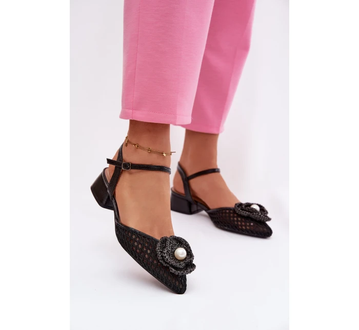 Dámské sandály na klínku s ozdobným detailem Černé Vionessa Dámské sandály na klínku s ozdobným detailem Černé Vionessa