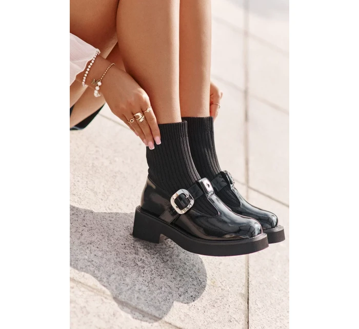 Lakované Kotníkové Boty Se Ponožkou A Přezkou Nazouvací Černé Lakované Kotníkové Boty Se Ponožkou A Přezkou Nazouvací Černé