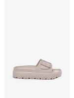 Dámské pěnové pantofle na platformě s přezkou – béžové