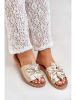 Pantofle S Dekorací Z Kůže Zazoo Zlaté model 21682160 - Boto Pantofle S Dekorací Z Kůže Zazoo Zlaté model 21682160 - Boto