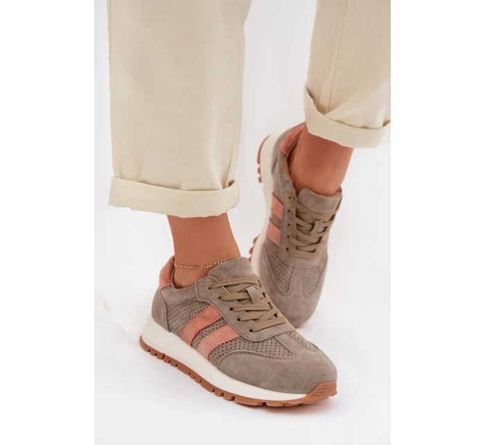 Dámské tenisky z přírodního semiše tmavě zelené model 22013959 - EVENTO Dámské tenisky z přírodního semiše tmavě zelené model 22013959 - EVENTO