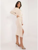 Šaty DHJ SK model 20590156 světle béžové - FPrice Šaty DHJ SK model 20590156 světle béžové - FPrice