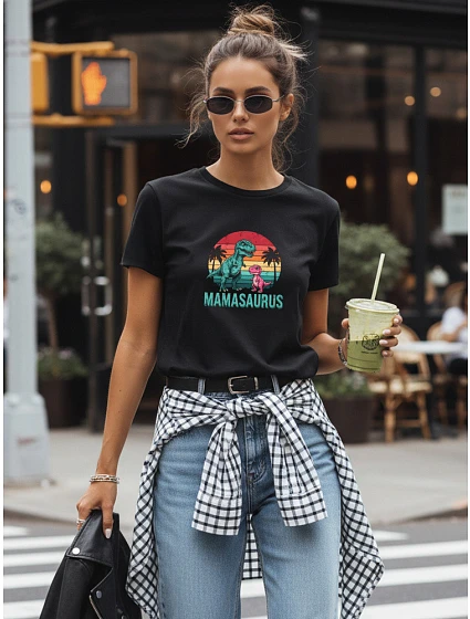 Dámské tričko s potiskem Mamasaurus ke Dni matek černé FashionStreet NX5027RY Dámské tričko s potiskem Mamasaurus ke Dni matek černé FashionStreet NX5027RY
