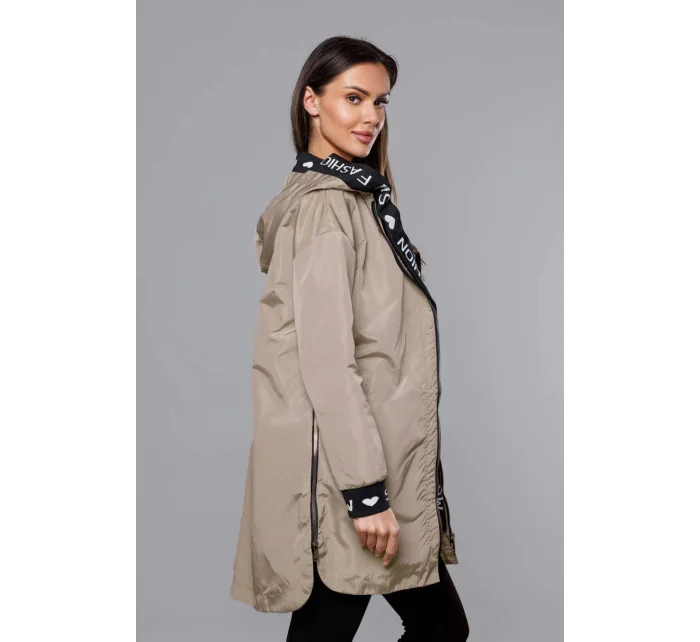 Tenká béžová dámská bunda s ozdobnou lemovkou (B8145-12) Tenká béžová dámská bunda s ozdobnou lemovkou (B8145-12)