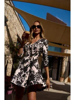 model 20970648 Přiléhavé mini šaty s potiskem model 1 - Moe