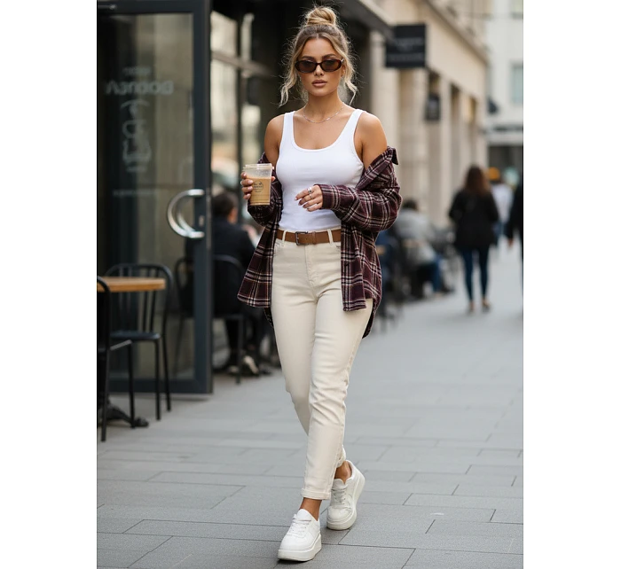 Dámské úzké džíny s páskem mírně vypasované ecru FashionStreet UY2922