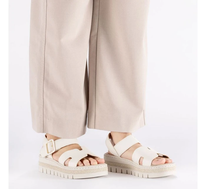 Béžové dámské sandály na platformě model 22097433 - Rieker