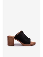 Elegantní Lehké Dámské Sandály Na Podpatku Béžové Varnila Elegantní Lehké Dámské Sandály Na Podpatku Béžové Varnila