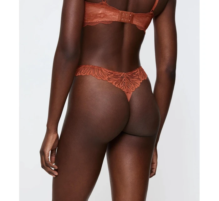 Pretty Micro String - UNKNOWN - TRIUMPH UNKNOWN - TRIUMPH Pretty Micro String - UNKNOWN - TRIUMPH UNKNOWN - TRIUMPH