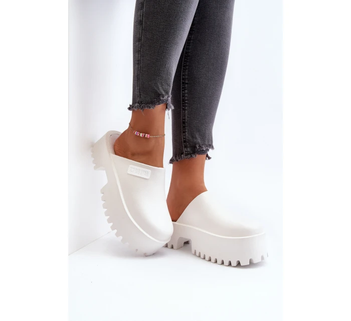 Dámské Žabky Na Masivní Podrážce Big Star NN274015 Bílé