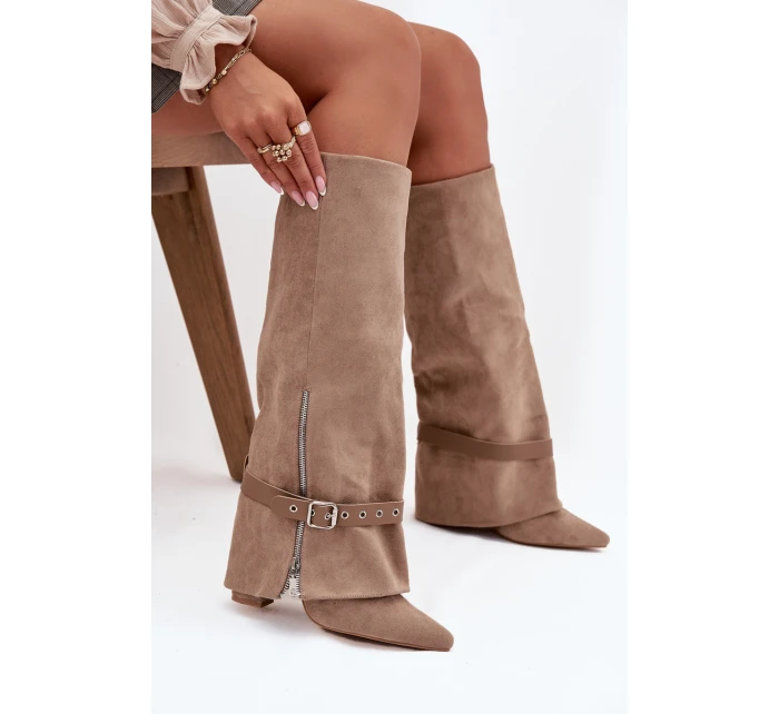 Dámské nazouvací kozačky na podpatku s ozdobným páskem Béžové model 21708858 - Boto