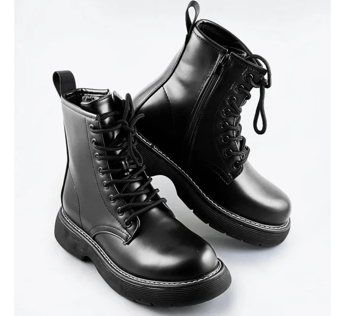 Černé dámské šněrovací boty (A9935)