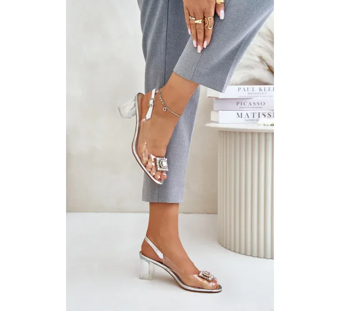 Transparentní Sandály S Broží Na Podpatku D&A Stříbrné Transparentní Sandály S Broží Na Podpatku D&A Stříbrné