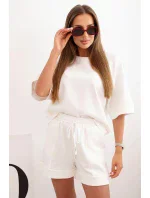 Dámská máslová souprava s halenkou s krátkým rukávem a šortkami s gumičkou ecru Dámská máslová souprava s halenkou s krátkým rukávem a šortkami s gumičkou ecru