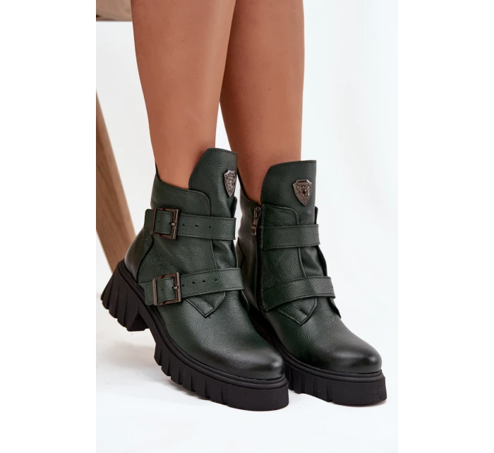 Kožené zateplené dámské boty s přezkami a ozdobným detailem Zazoo 60482 tmavě zelené