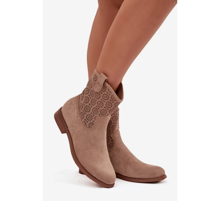 Dámské kotníkové boty na ploché podrážce s perforovaným vzorem S.Барски HY52-530 béžové