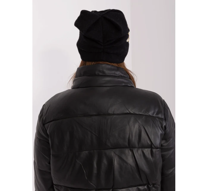 Čepice AT CZ 2329 1.85 černá a béžová Čepice AT CZ 2329 1.85 černá a béžová