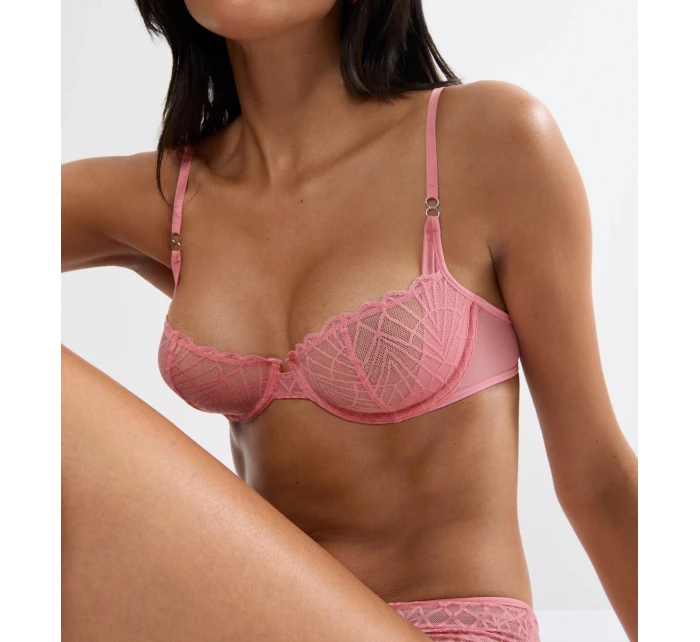 Night In Vegas RED RED model 21792317 - Triumph Night In Vegas RED RED model 21792317 - Triumph