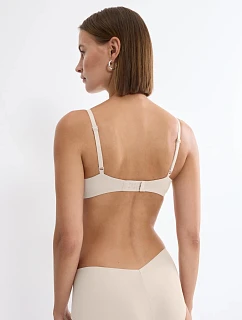 Body Make-Up Illusion WHP EX - NUDE BEIGE - TRIUMPH NUDE BEIGE - TRIUMPH