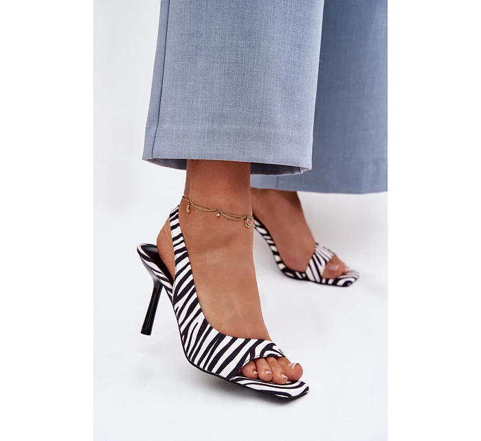 Ženské sandály na podpatku z eko semiše model 22039878 - Boto