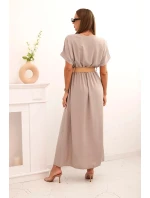 Dlouhá šaty s ozdobným páskem fango