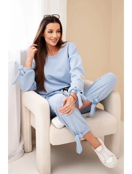 Komplet dámský máslový z viskózy s vázáním modrý