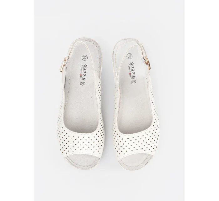 Luxusní bílé  sandály dámské na klínku