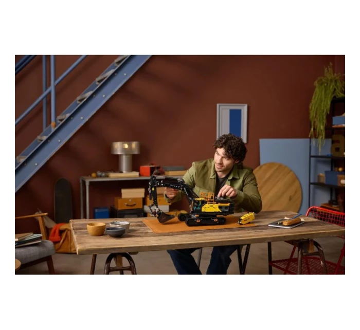 LEGO Technic 42215 Volvo EC500 Hybridní rypadlo