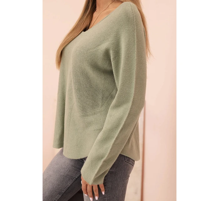 Svetr dámský z viskózy s výstřihem do V světle khaki