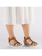 Sandały damskie na brązowe model 22087200 - Rieker Sandały damskie na brązowe model 22087200 - Rieker