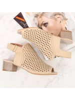 Dámské ažurové sandály béžové model 21904482 - Sabatina
