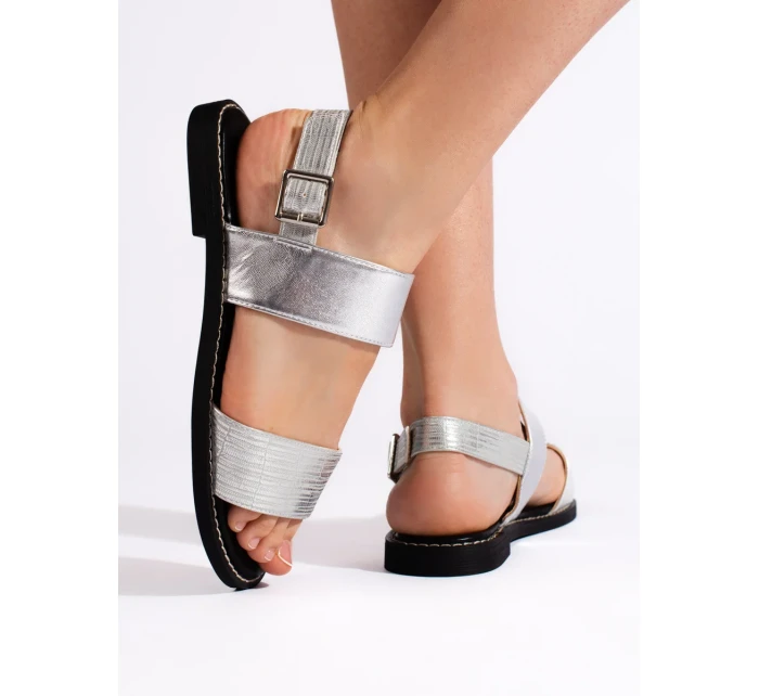 Klasické sandály dámské stříbrné na plochém podpatku Klasické sandály dámské stříbrné na plochém podpatku