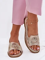 Dámské sandály na plochém podpatku s ozdobou S.Barski KV51-002 zlaté