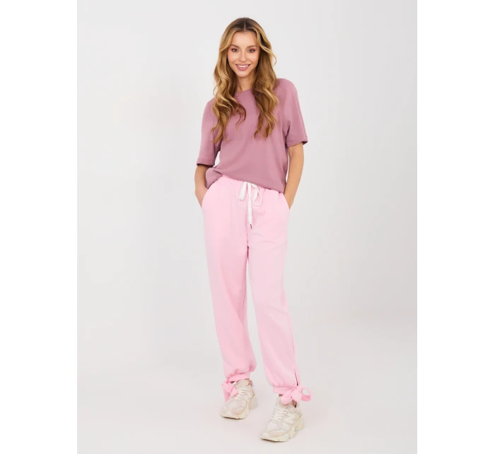 Spodnie IT SP model 21902610 jasny różowy - FPrice Spodnie IT SP model 21902610 jasny różowy - FPrice