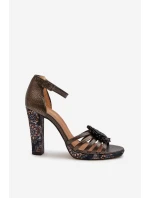 Dámské sandály na podpatku s ozdobou Maciejka 06620-20 grafitové