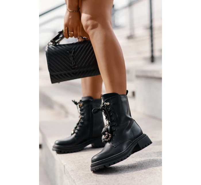 Ekokožené Boty Worker Dámské S Připínáky Černé Rianael Ekokožené Boty Worker Dámské S Připínáky Černé Rianael