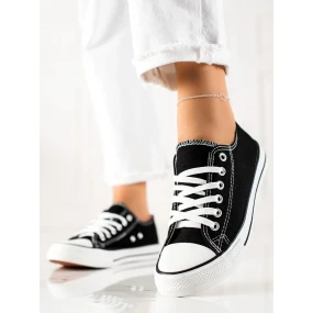 Moderní černé  tenisky dámské bez podpatku
