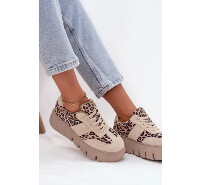 Semišové zateplené dámské tenisky na masivní platformě béžové model 21707642 - VINCEZA Semišové zateplené dámské tenisky na masivní platformě béžové model 21707642 - VINCEZA