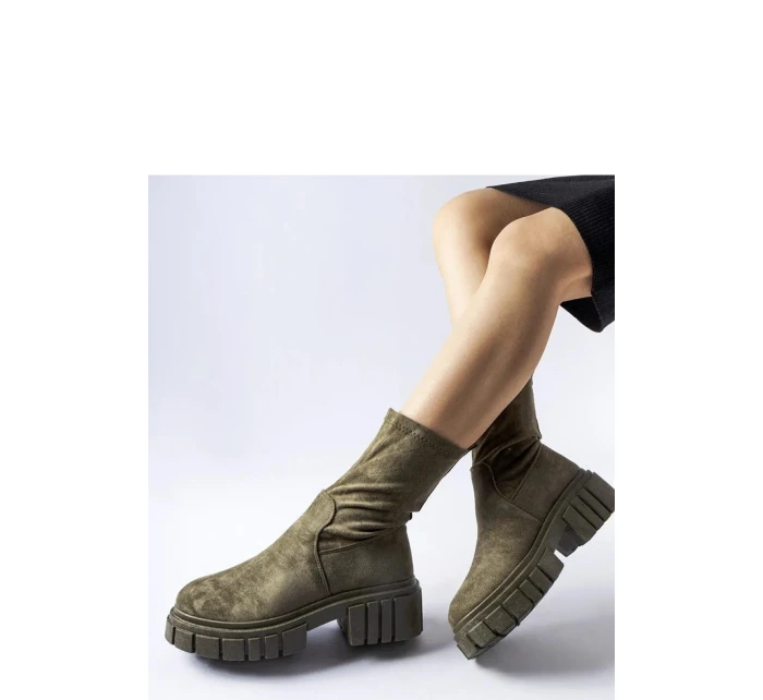 Boty model 206504 Solea Boty model 206504 Solea