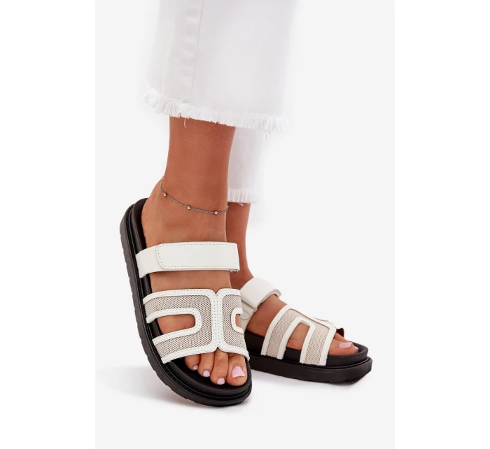 Dámské pantofle na platformě se suchým zipem bílé model 21703973 - Boto Dámské pantofle na platformě se suchým zipem bílé model 21703973 - Boto