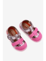 Dětské pantofle na suchý zip s model 21705407 - Milami