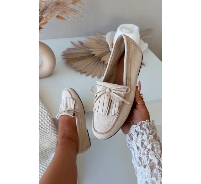 Dámské mokasíny s třásněmi světle béžové model 21915108 - Boto