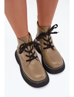 Zateplené dámské kozačky na platformě s šněrováním zelené model 21711010 - Boto Zateplené dámské kozačky na platformě s šněrováním zelené model 21711010 - Boto