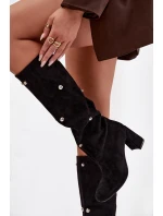 Dámské kozačky s izolací na podpatku s ozdobnými detaily černé model 21714804 - Boto